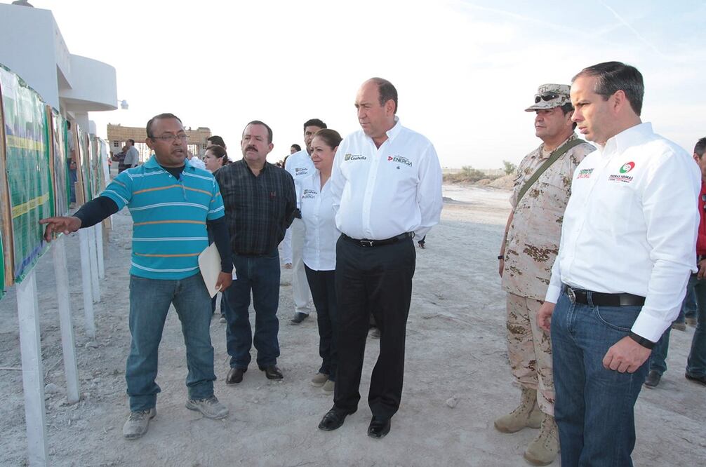 El gobernador Rubén Moreira Valdez supervisó la construcción del nuevo cuartel militar de Piedras Negras, obra que representó una inversión de 300 mdp. (Foto: coahuila.gob.mx)