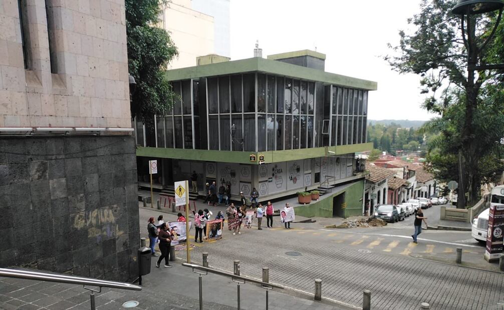 Activistas bloquearon las principales calles del Centro Histórico de la ciudad de Xalapa. Foto: Especial.