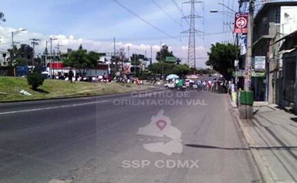 Suman 8 horas de cierre en la calz. Ermita Iztapalapa