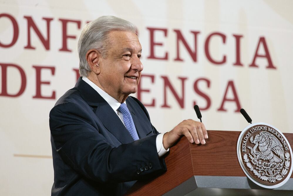 López Obrador detalló que el encuentro con los empresarios será a las 10:30 horas en el Salón Tesorería. Foto: EFE