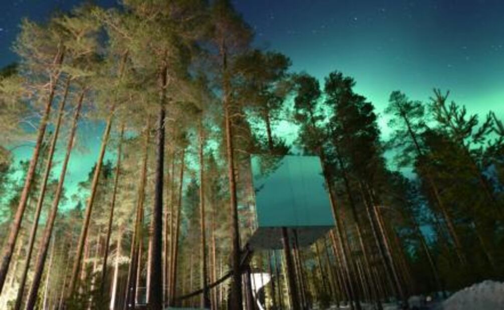 7 hoteles transparentes para admirar auroras boreales