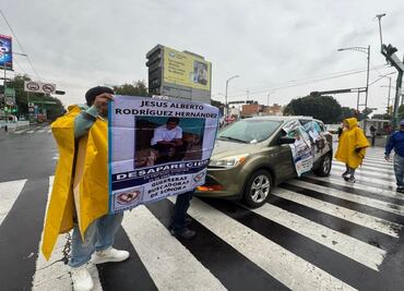 Bloquean Eje Central para exigir búsqueda de joven desaparecido; acusan omisión del gobierno federal
