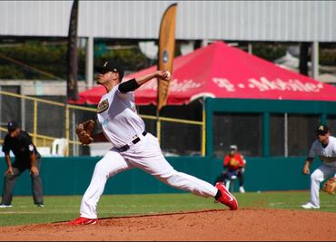 Édgar Torres llega al Infierno con una gran motivación