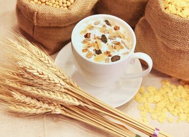 ¿Qué le pasa a tu cuerpo si comes avena todos los días?