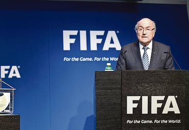 Blatter se pronuncia en contra del VAR