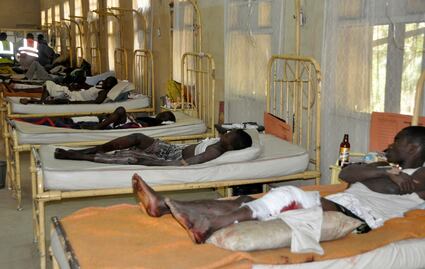 Nigeria bombardea “por error” a refugiados; hay al menos 50 muertos