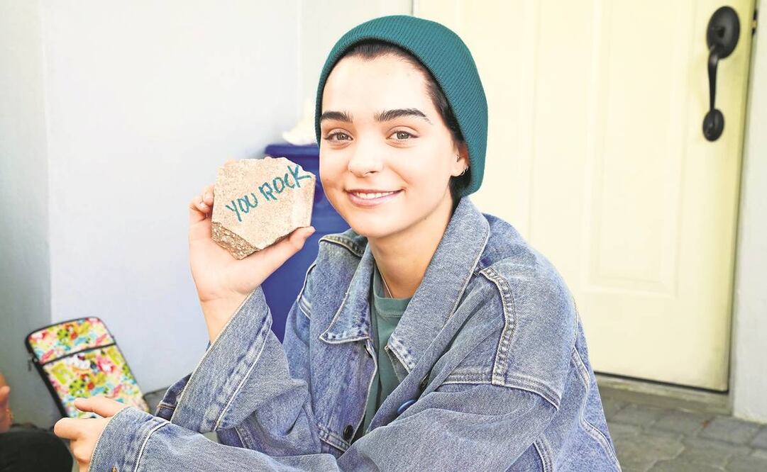 Además de su personaje de Alex, la actriz de 21 años también está en la serie Control Z. Foto: TELEMUNDO