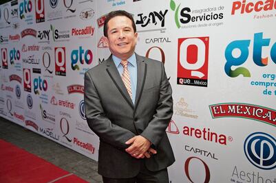 Doy más exclusivas que Chapoy: Infante