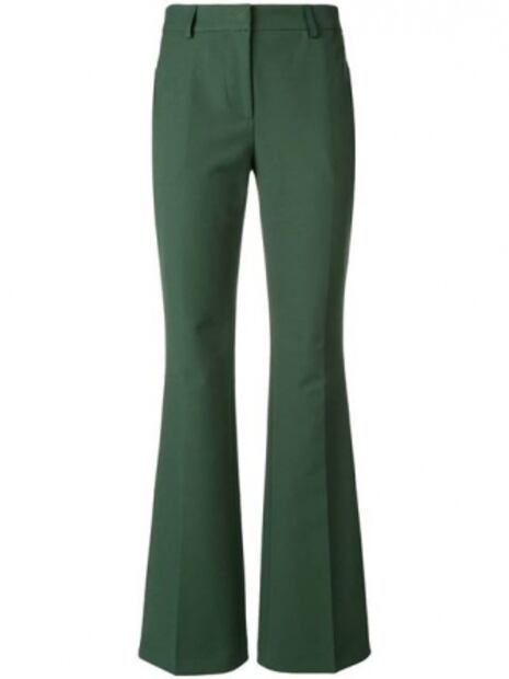 Vístete de coral, el color del año