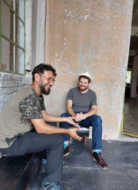 José Luis Pescador y Francisco de la Mora, creadores de la novela gráfica “Diego Rivera”.
Foto: Francisco de la Mora, cortesía