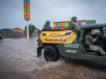 “Ileana” provoca cortes de energía e inundaciones en Sinaloa
