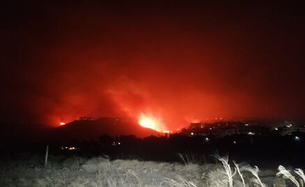 Por incendios forestales suspenden clases en Tijuana, Tecate y Playas de Rosarito