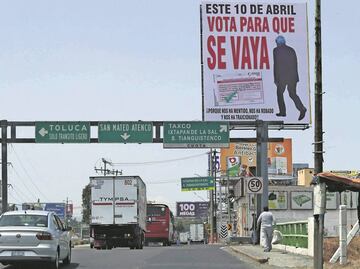 Aparecen anuncios en contra del Presidente