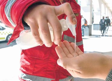Alertan daño por gel antibacterial adulterado con metanol