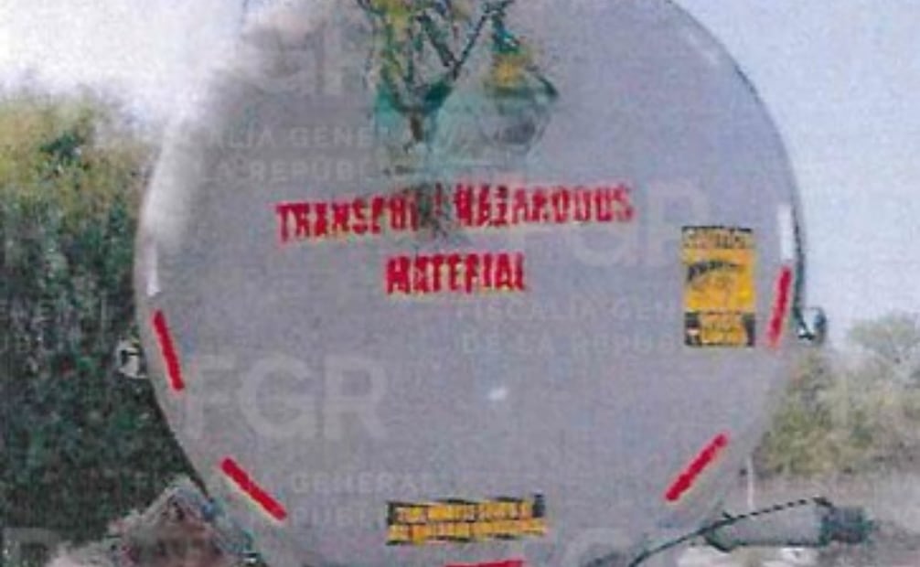 FGR vincula a proceso a sujeto por traslado ilegal de hidrocarburo en Tamaulipas; gobernador pide ir contra huachicoleros.
Foto: Especial.