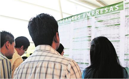 Caída en empleo aumentará morosidad y afectará el crédito de la banca, alerta Moody’s