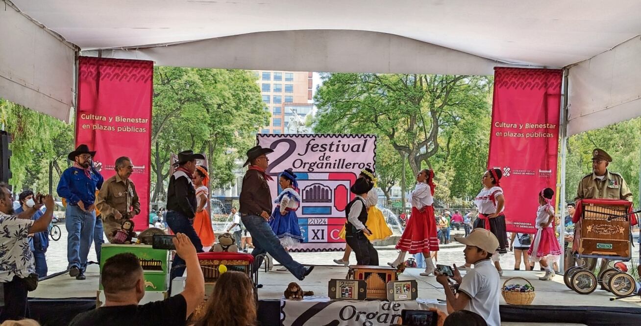 La segunda celebración de los organilleros empezó el 17 de mayo y concluyó ayer con una caravana que se realizó en la Alameda Central. Foto: Especial