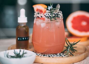 Qué pasa si tomas jugo de toronja todos los días