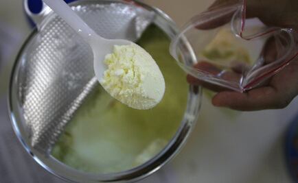 Anaqueles vacíos, padres desesperados, así vive EU la escasez de leche para bebés