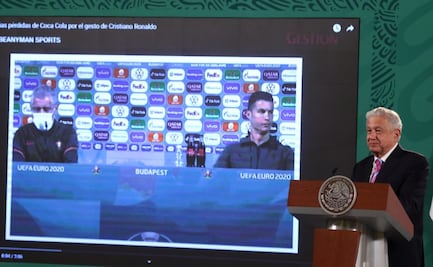 AMLO reconoce el ejemplo de Cristiano Ronaldo sobre no beber refresco 
