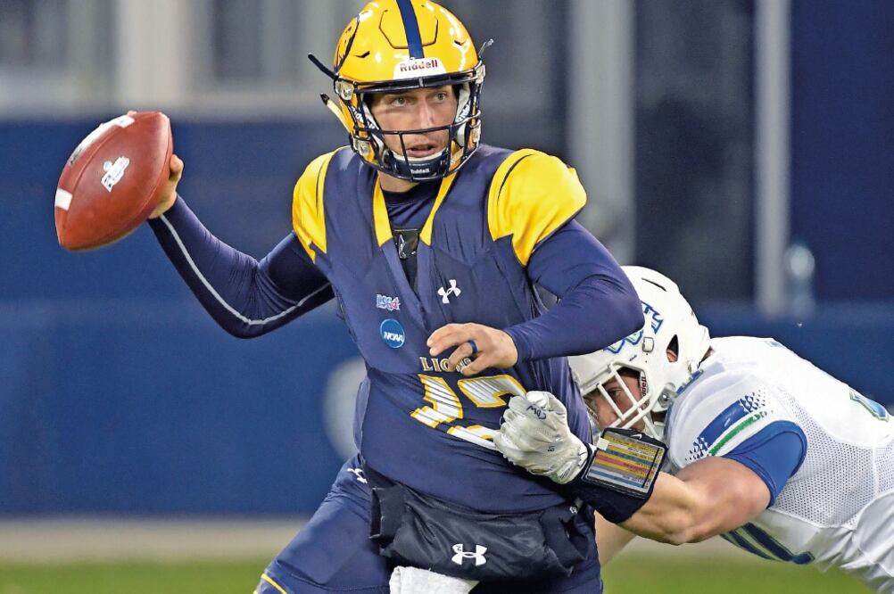 El 9 de mayo reportará en el campo de entrenamiento de Los Ángeles y tendrá tres días para mostrar cualidades (REED HOFFMANN. AP)