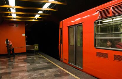 Opera con normalidad L3 del Metro tras accidente en vías