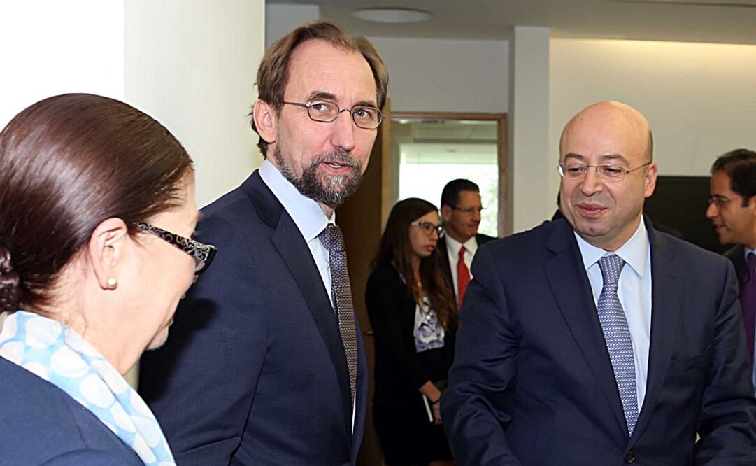 El titular de la CNS y el representante de la ONU, durante la reunión./Especial