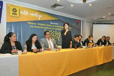 Critican honestidad por abandonar al partido