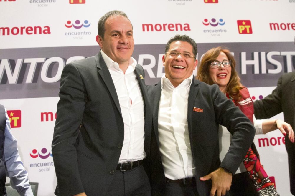 Mensaje. Cuauhtémoc Blanco, con el senador Rabindranath Salazar, quien dijo que Andrés Manuel López Obrador posiblemente pensó en el ex futbolista como aspirante a la gubernatura de Morelos
