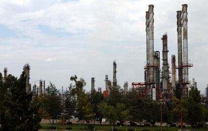 Refinería de Tula cumple con reglas ambientales, asegura Pemex