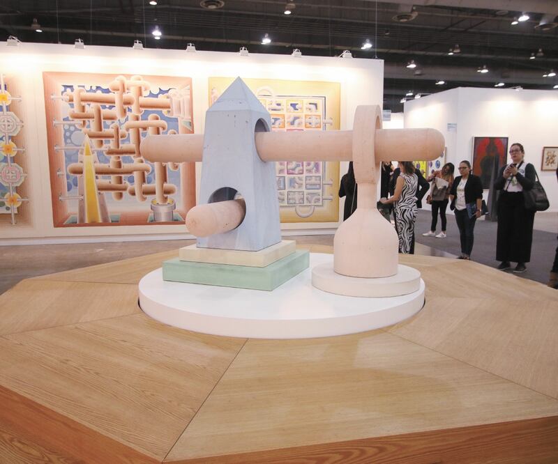 Obra del artista Zhivago Duncan, que pesa una tonelada. Fotos: CARLOS MEJÍA. EL UNIVERSAL