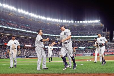 Yankees quita de la cima a Red Sox