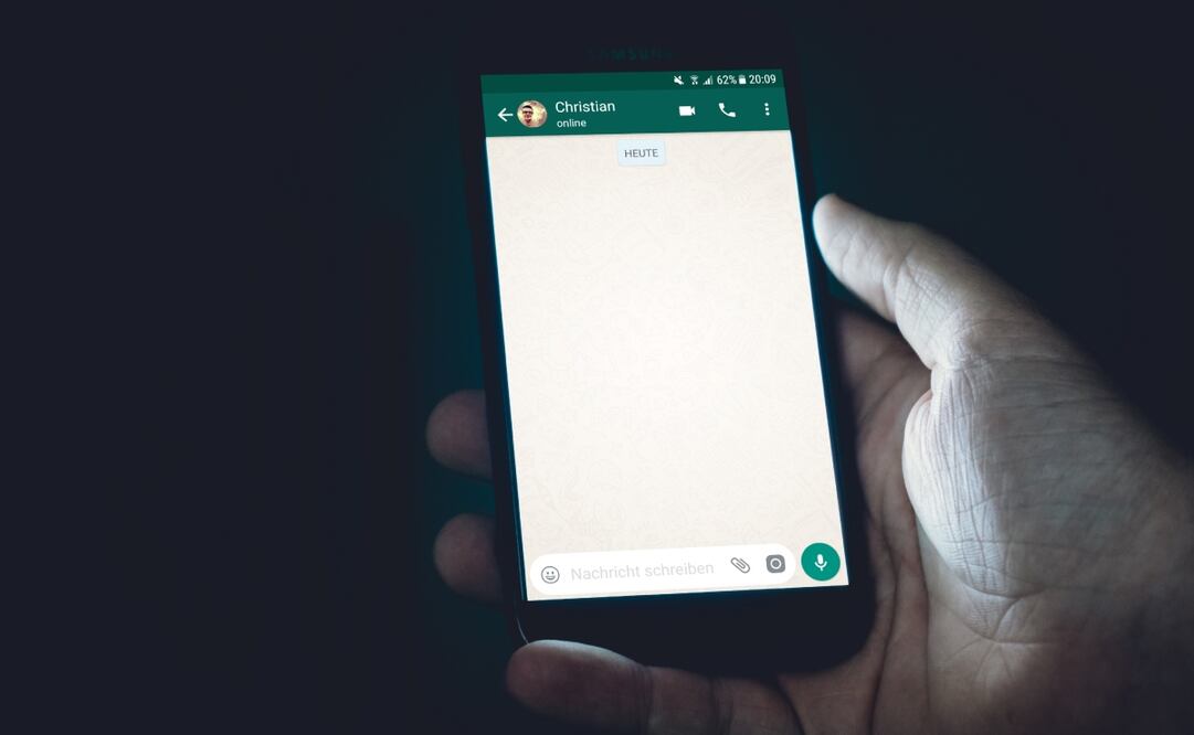Ya puedes eliminar todas tus conversaciones de WhatsApp de manera fácil. Foto: Unsplash