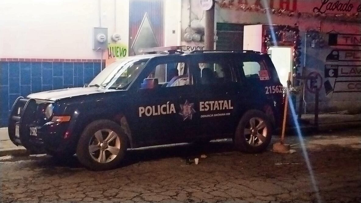 Hombres armados sorprendieron al uniformado cerca de la media noche del jueves y dispararon contra él cuando estaba dentro de una patrulla. Foto: Especial