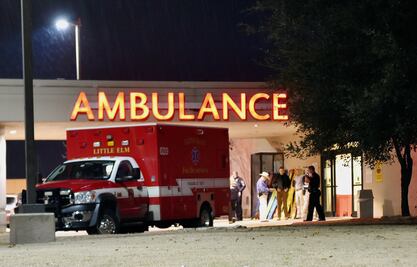 Muere policía en Texas tras enfrentar a hombre atrincherado