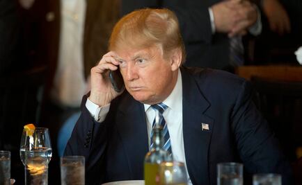 A veces tuiteo desde la cama, dice Donald Trump