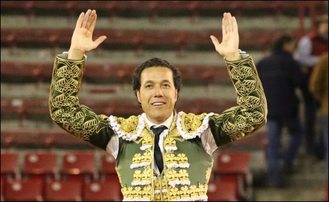 La salida a hombros de Alfredo Ríos “El Conde” en la octava tarde de la Temporada Grande. Foto: @LaPlazaMexico