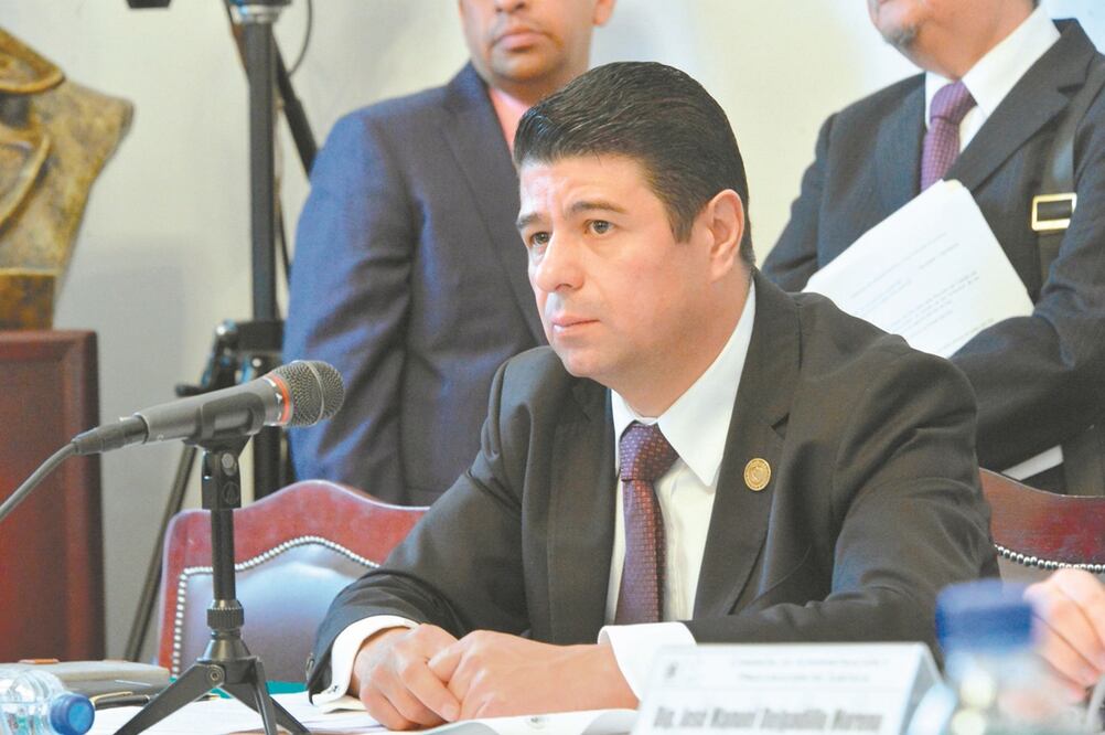 Israel Betanzos, líder del tricolor, aclaró que todavía no hay una propuesta formal de alianza entre el PRI, PAN y PRD para los comicios de 2021. Foto: ARCHIVO EL UNIVERSAL