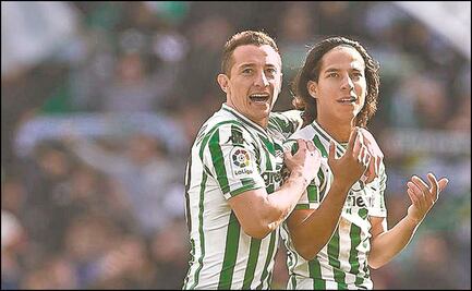 El trolleo de Guardado a Lainez en su cumpleaños