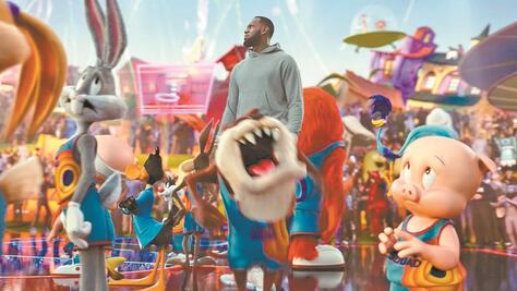 "Space Jam" gana su partido en la taquilla