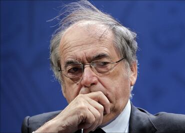 Presidente de la Federación Francesa de Futbol se disculpa con Zidane