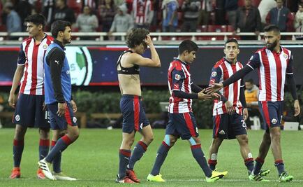 Chivas se salva de perder en su estadio