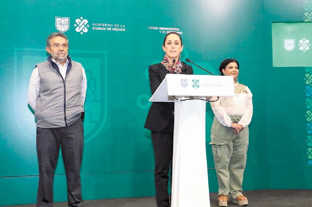 La jefa de Gobierno, Claudia Sheinbaum (centro), dijo que el propósito de los trabajos es reducir afectaciones los vecinos en temporada de lluvias. Foto: ESPECIAL