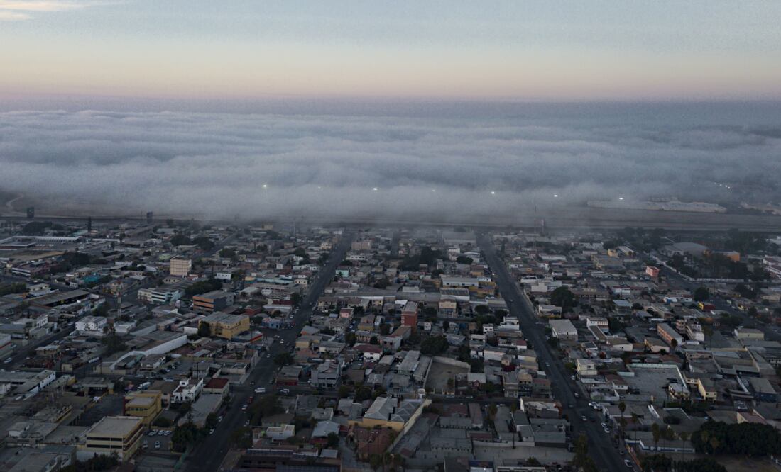 Neblina avanzando en Tijuana, Baja California Foto: Cuartoscuro/El Universal