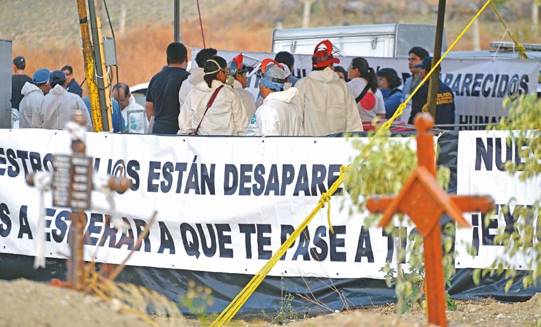 La excavación se retrasó seis horas, tras confusión entre autoridades, familiares y expertos (TONY RIVERA)