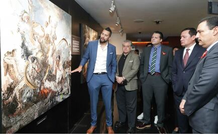 Iván Madrigal expone sobre el amor en el Senado