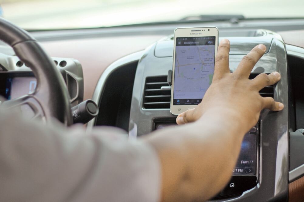 Legislador pide realizar una revisión e informe preciso sobre el servicio de taxi a través de aplicaciones (ARCHIVO EL UNIVERSAL)