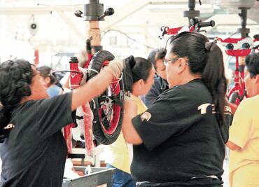 Faurecia amplía planta en Puebla