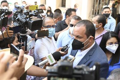 Cuauhtémoc Blanco pedirá proceder contra exservidores públicos 