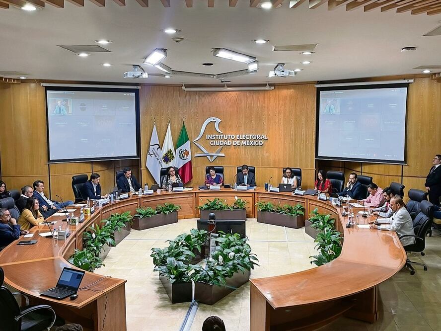 Del total de 961 quejas que ha recibido el IECM, desde septiembre del 2023 a la fecha, 582 están en trámite. Foto: Especial